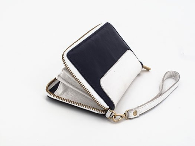 Cartera clásica de señora en piel
