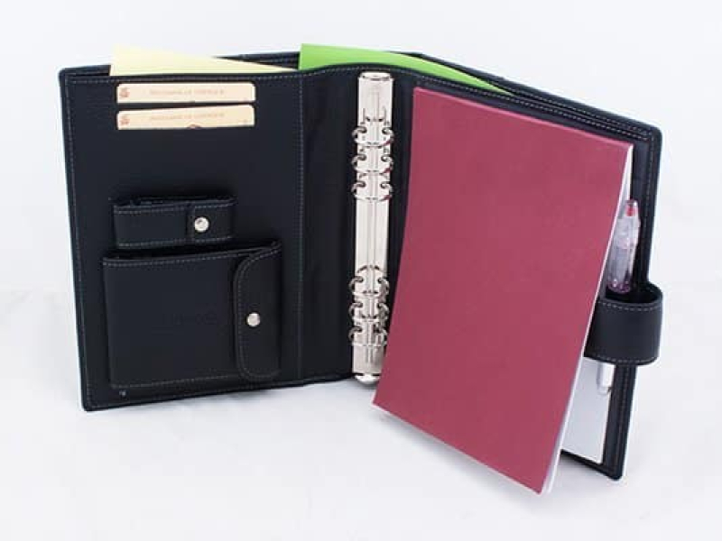 Portafolio archivador A5 en piel